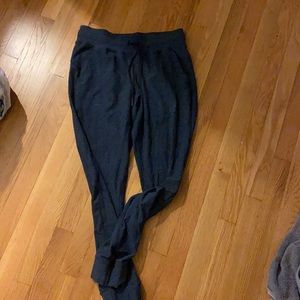 Lululemon ready to rulu joggers
